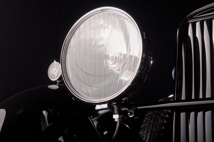 Детали экстерьера Stutz Model MA Supercharged Coupe by Lancefield 1930 года  (фото 43 из 50)